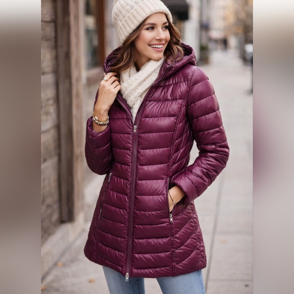 St. John’s Bay Burgundy Hooded Puffer Jacket Lightweight Zip Coat Small
